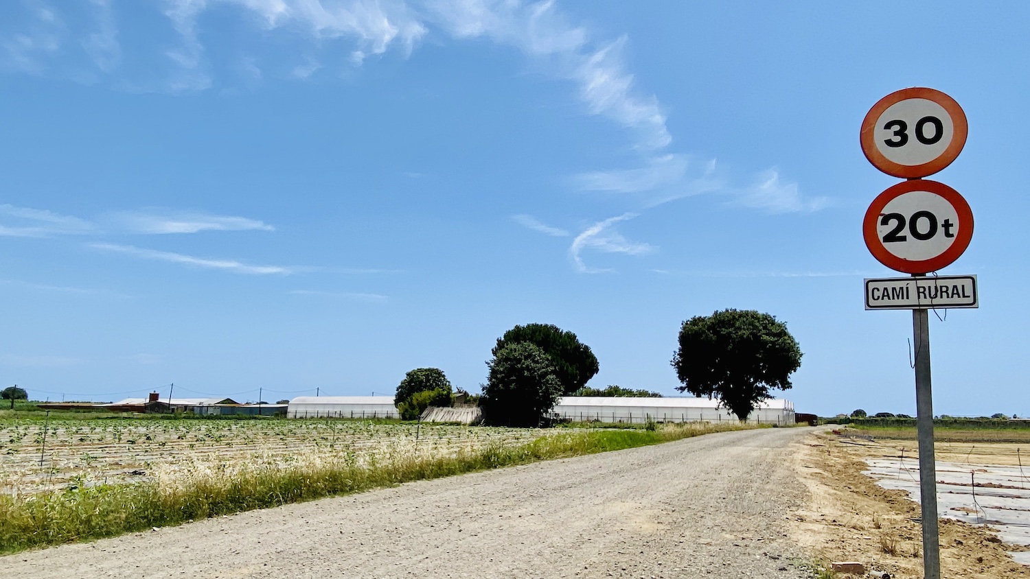 La Regidoria de Pagesia arranja el vial agrícola que uneix el Camí del Pla amb la Pomereda