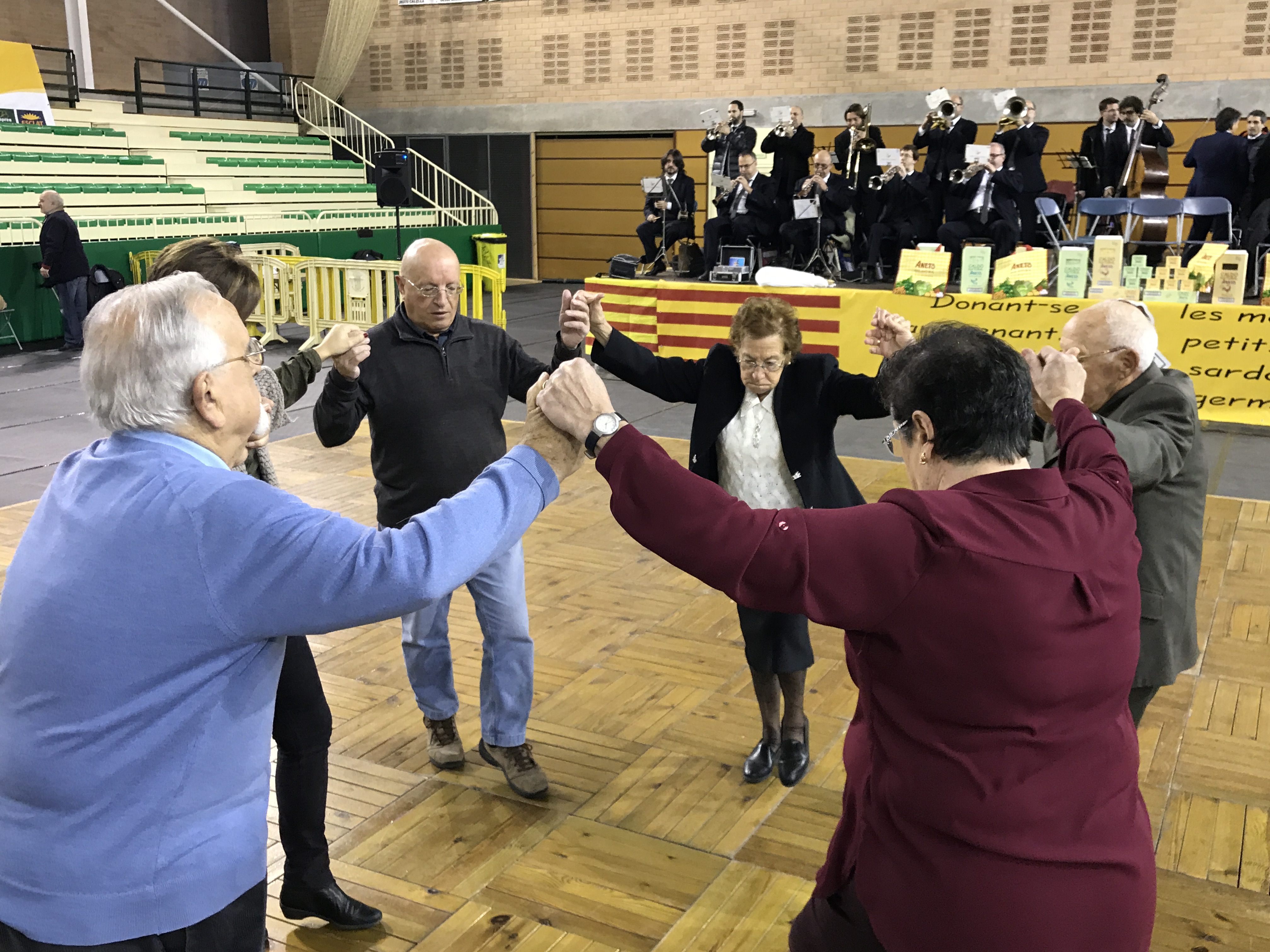 Festa major Sant Nicolau: 52è Concurs de Colles Improvisades 