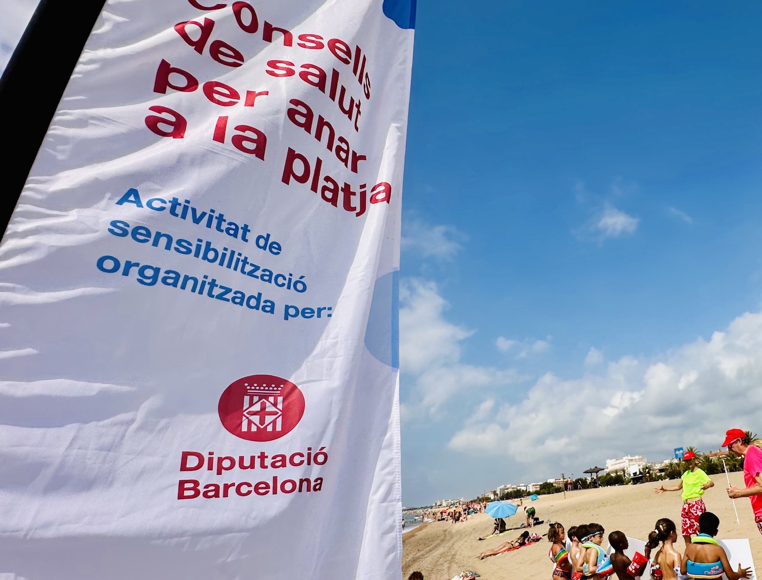 Platges i la Diputació fan demà una nova campanya informativa de consells de salut a la platja