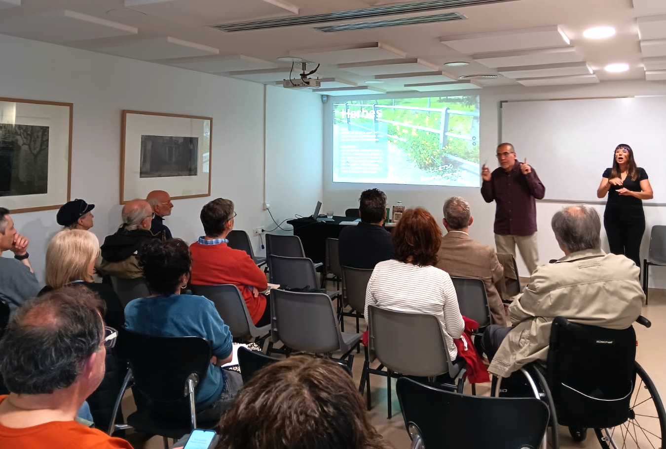 Malgrat, convidat per l'Ajuntament de Cardedeu per explicar la gestió dels escocells dels arbres
