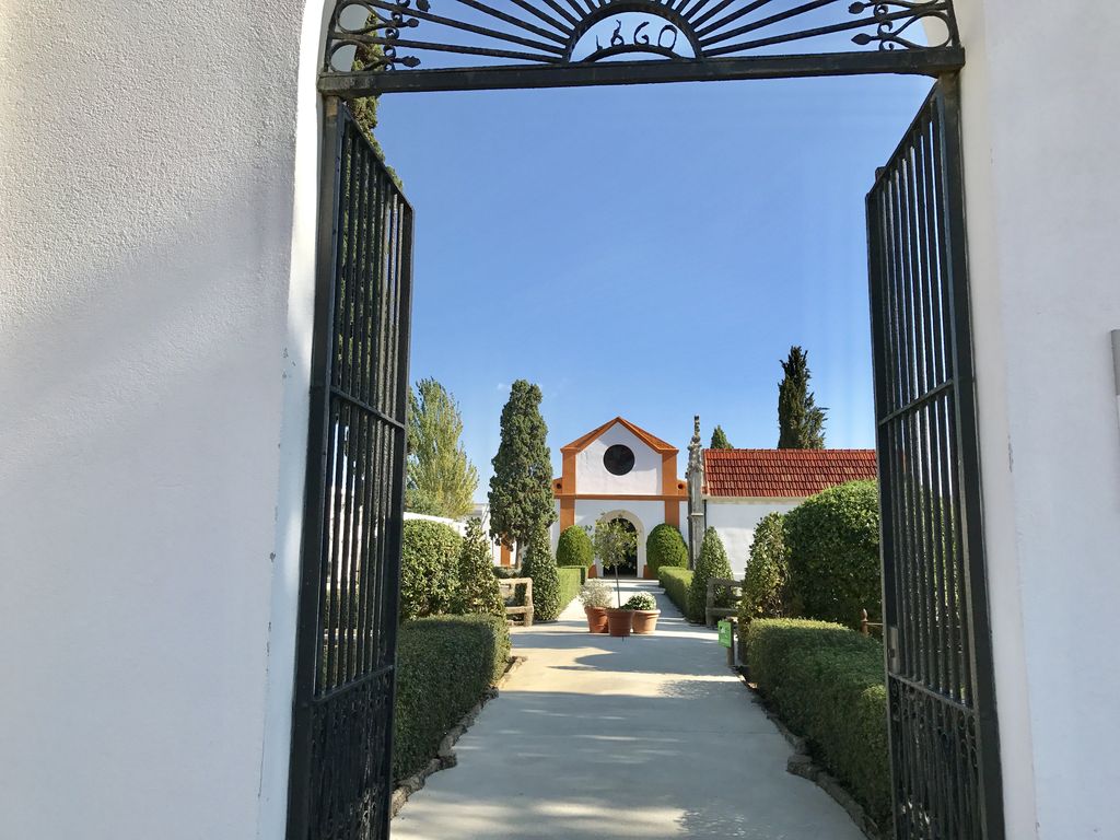 Ampliació de l'horari del cementiri per Tots Sants 